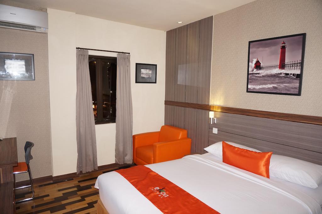 Ekon Hotel Γιογκιακάρτα Εξωτερικό φωτογραφία