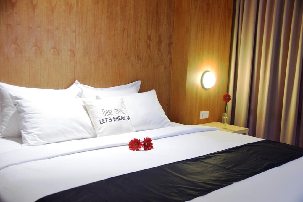Ekon Hotel Γιογκιακάρτα Εξωτερικό φωτογραφία